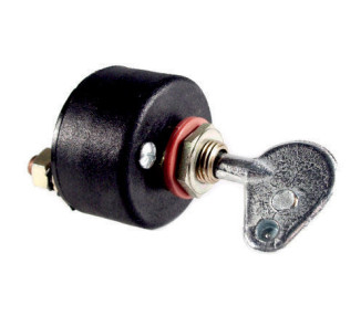 Interruptor de corriente sobre tablero con llave